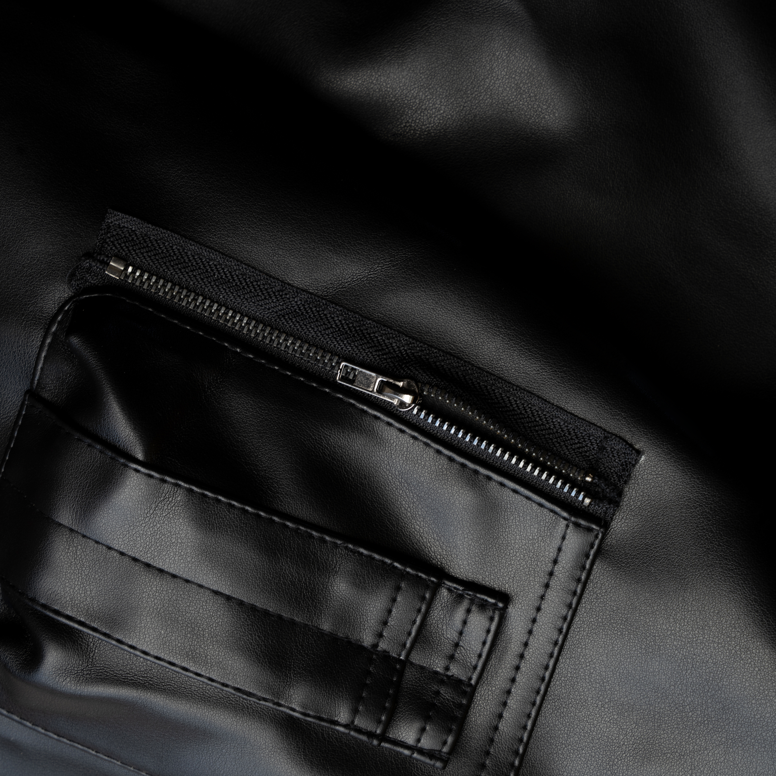 Vendex Bomber Jacket - Red